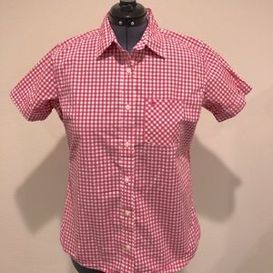 Button down women’s shirt with stretch